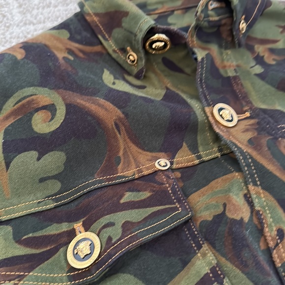 Versace button down camo jacket - Picture 2 of 5